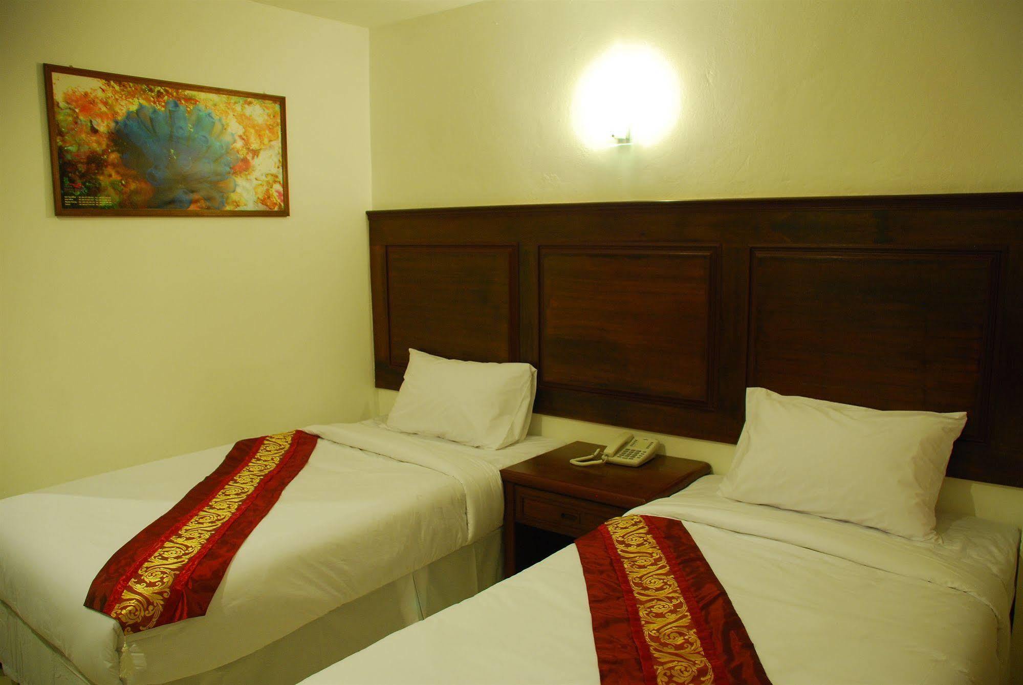 Patong Budget Rooms エクステリア 写真